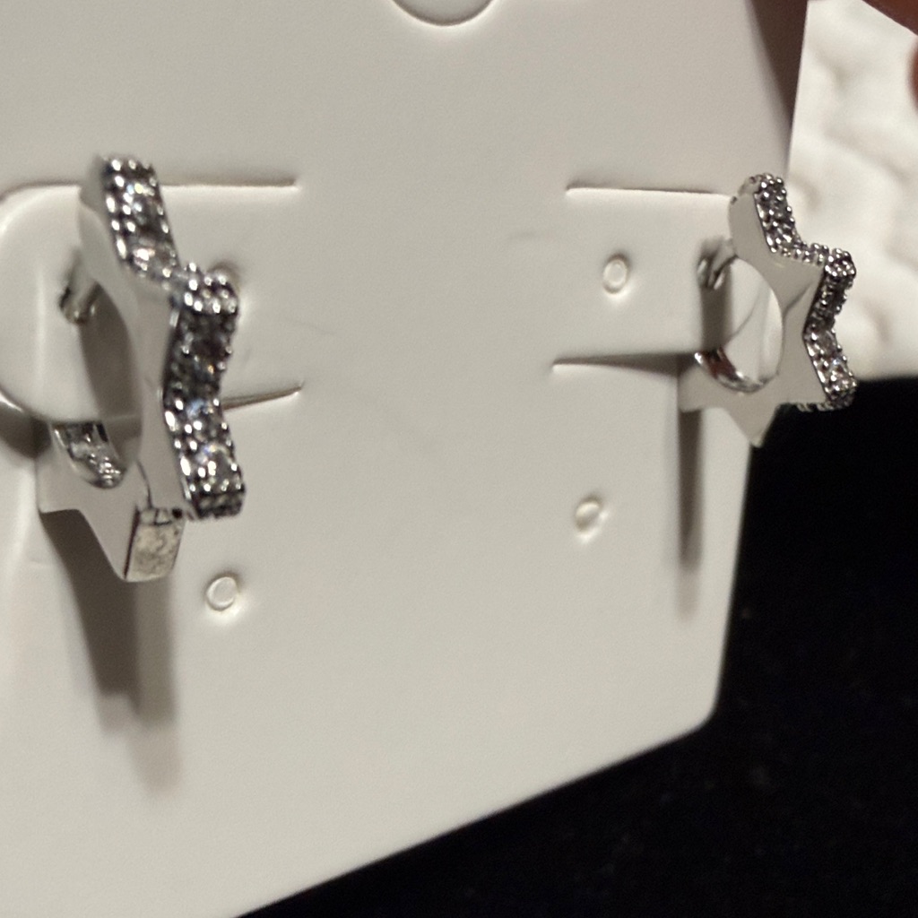 Pretty Bird White Gold Plated Sparkle Huggie Star Earrings 10$